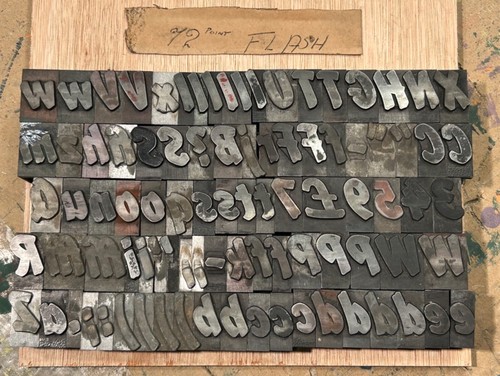 Letterpress metal type FLASH 72pt both cases numerals punctuation quantity - 第 1/3 張圖片