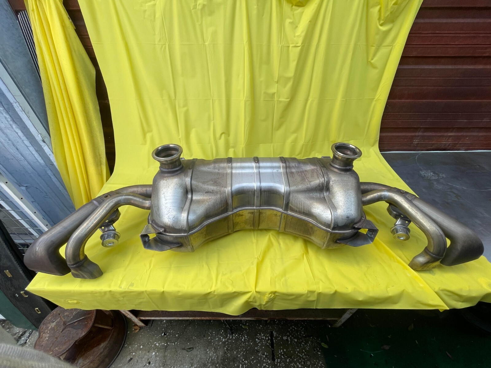 LAMBORGHINI HURACAN EXHAUST MUFFLER 2016 OEM 420131089