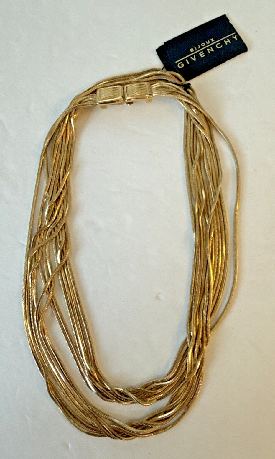 GIVENCHY Collana catena serpente tono oro 6 fili BIJOUX GIVECHY vintage nuova con etichette vintage 32"