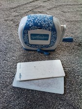 Spellbinders Die Cutting Machine with Plates