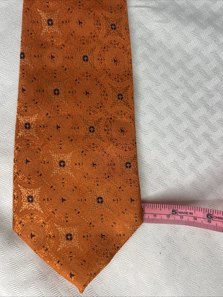 Corbata “Brioni” 100 % seda, hombre, naranja con detalles azul marino, hecha en Italia Foto 3 de 4