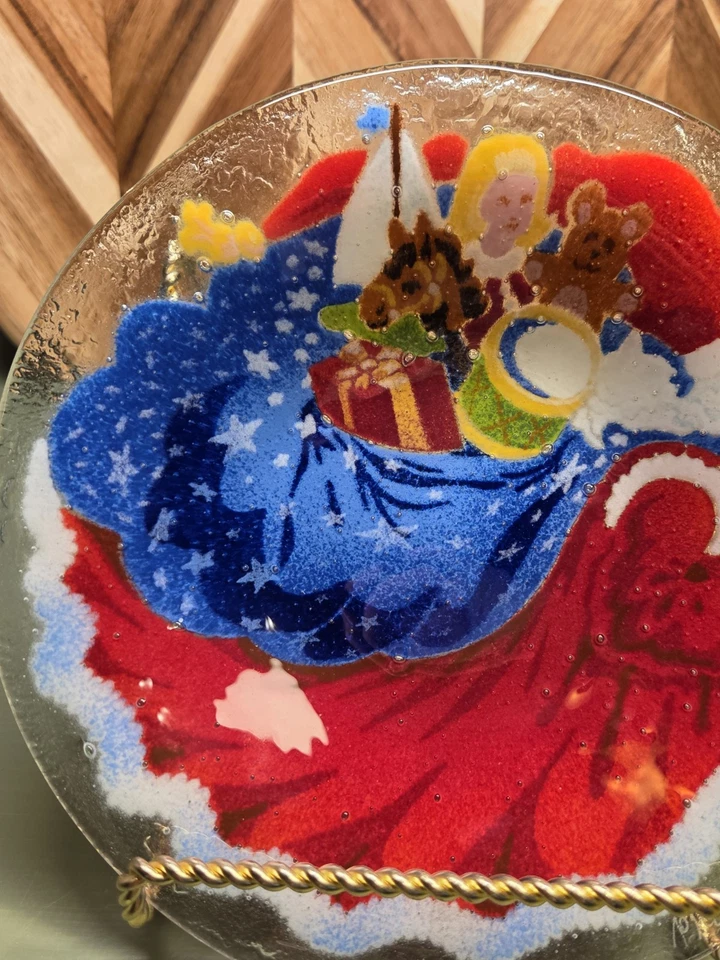 Peggy Karr Fused Glass Christmas Bowl Santa Toy Sack Signed - Image 3 of 4