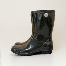 UGG Sienna Women  s Rain boots Size 8
