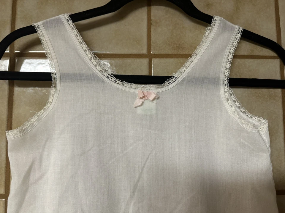 Cinta rosa blanca vintage para niñas, hecha en EE. UU., talla 6/7 Foto 4 de 4