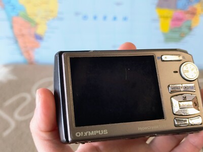 Olympus Stylus 1010 / µ (mju) 1010 10.1MP Digital Camera - Black