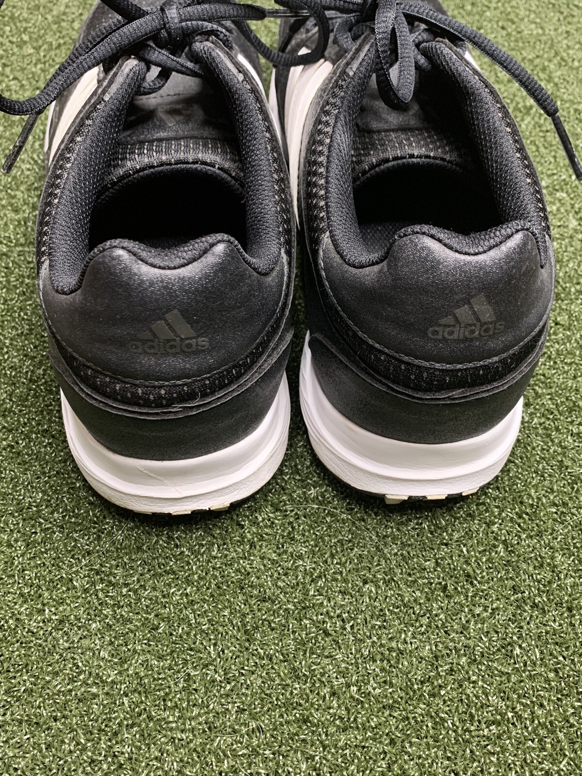 Adidas Golf Men's Size 10 Traction Adiwear 816568 Black Golf Cleats