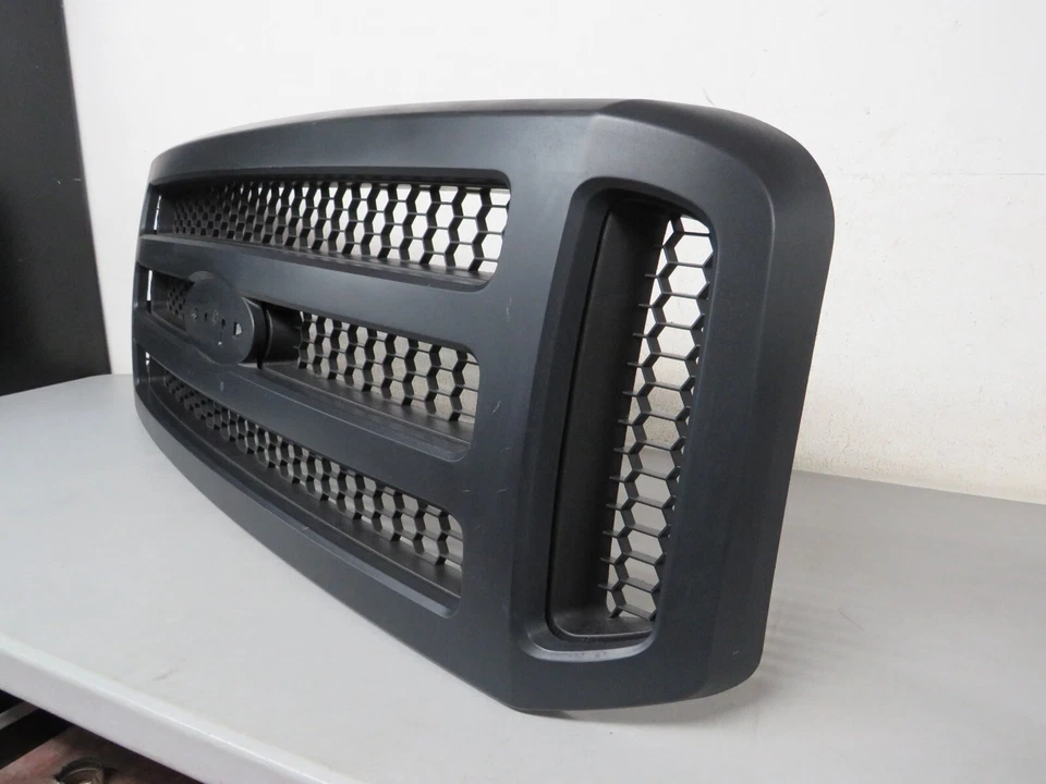 2005 2006 2007 FORD F250 F350 FRONT GRILLE - Imagem 2 de 4