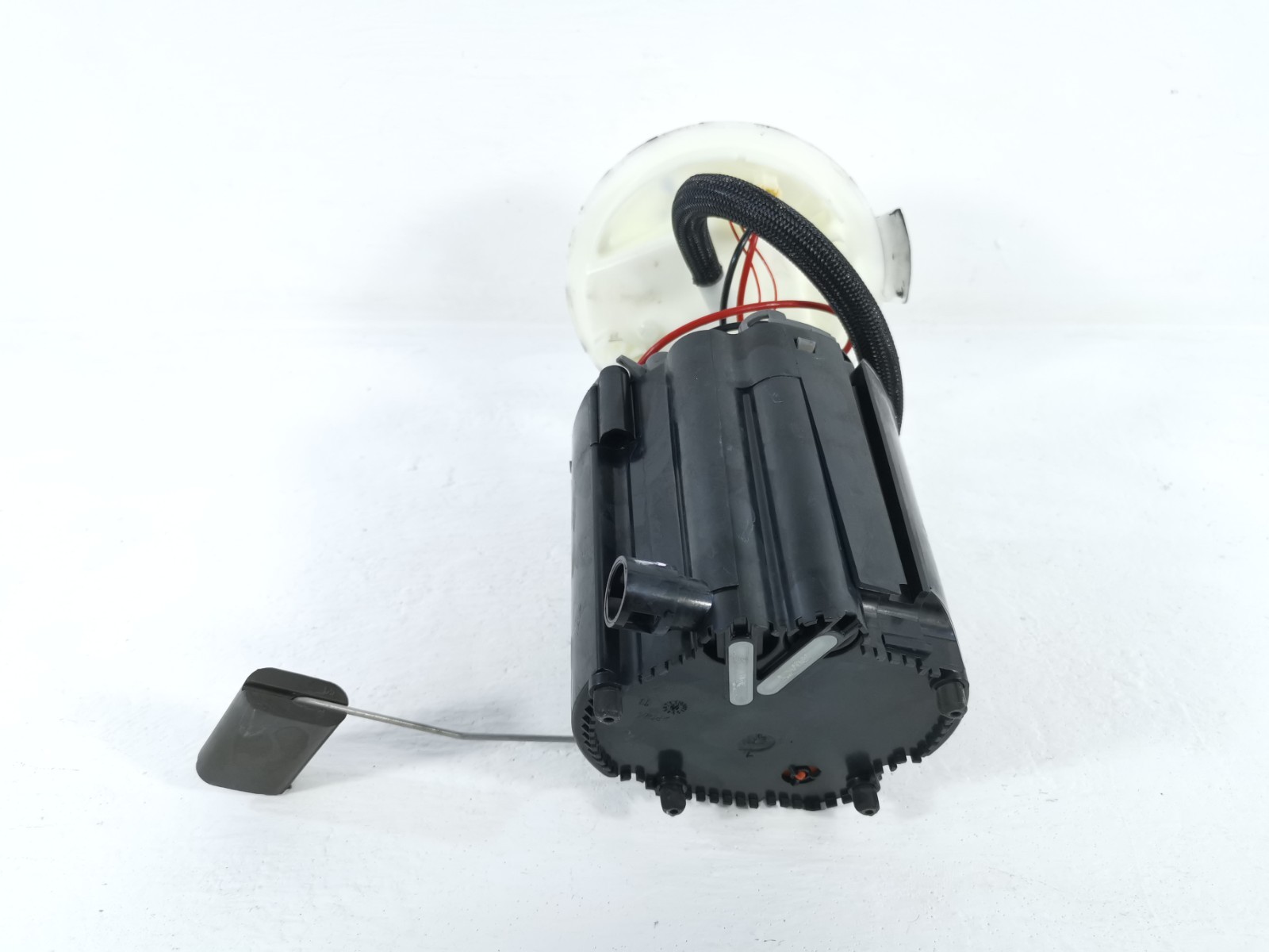 Maserati Ghibli S 3.0 Q4 2015  Left Side Fuel Pump Level Sending Unit 670003734