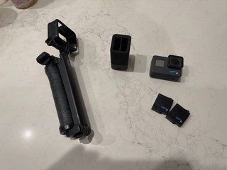 GoPro HERO6 Black Camera 2 Batteries Dual Charger Extension Mount Tripod