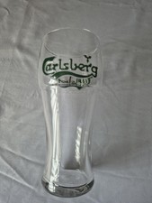 Vtg Carlsberg Beer Pint Glass Embossed Raised Green Logo Letters 7” Tall Barware
