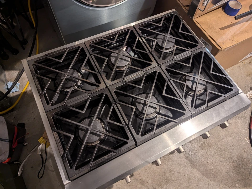 COOKTOP GE MONOGRAM PROFESSIONAL SERIES ZHU366NP1SS 36" ALCANCE A GÁS NATURAL - Imagem 2 de 4