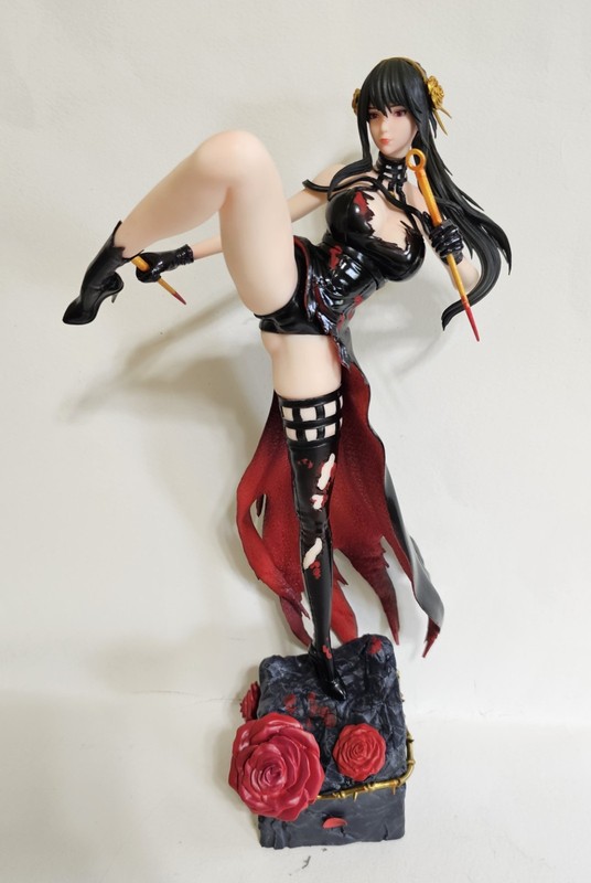 13in Yor Forger Statue Figure SPY X FAMILY Anime