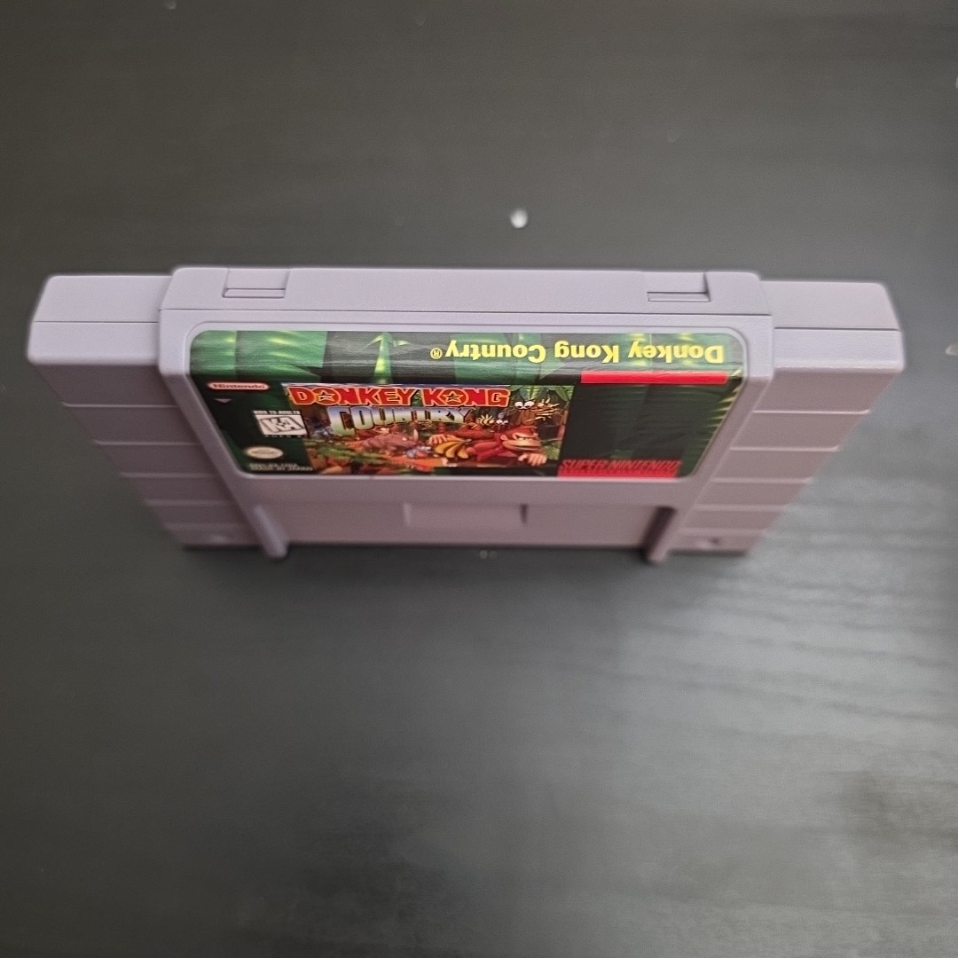 Donkey Kong Country Nintendo SNES Video Authentic Game Cartridge Tested!