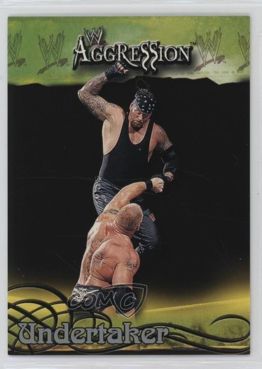 2003 Fleer WWE Aggression Undertaker #75 0q3