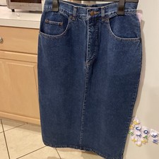 nwt Jordache blue jean skirt with back buttons sizes 10, 12