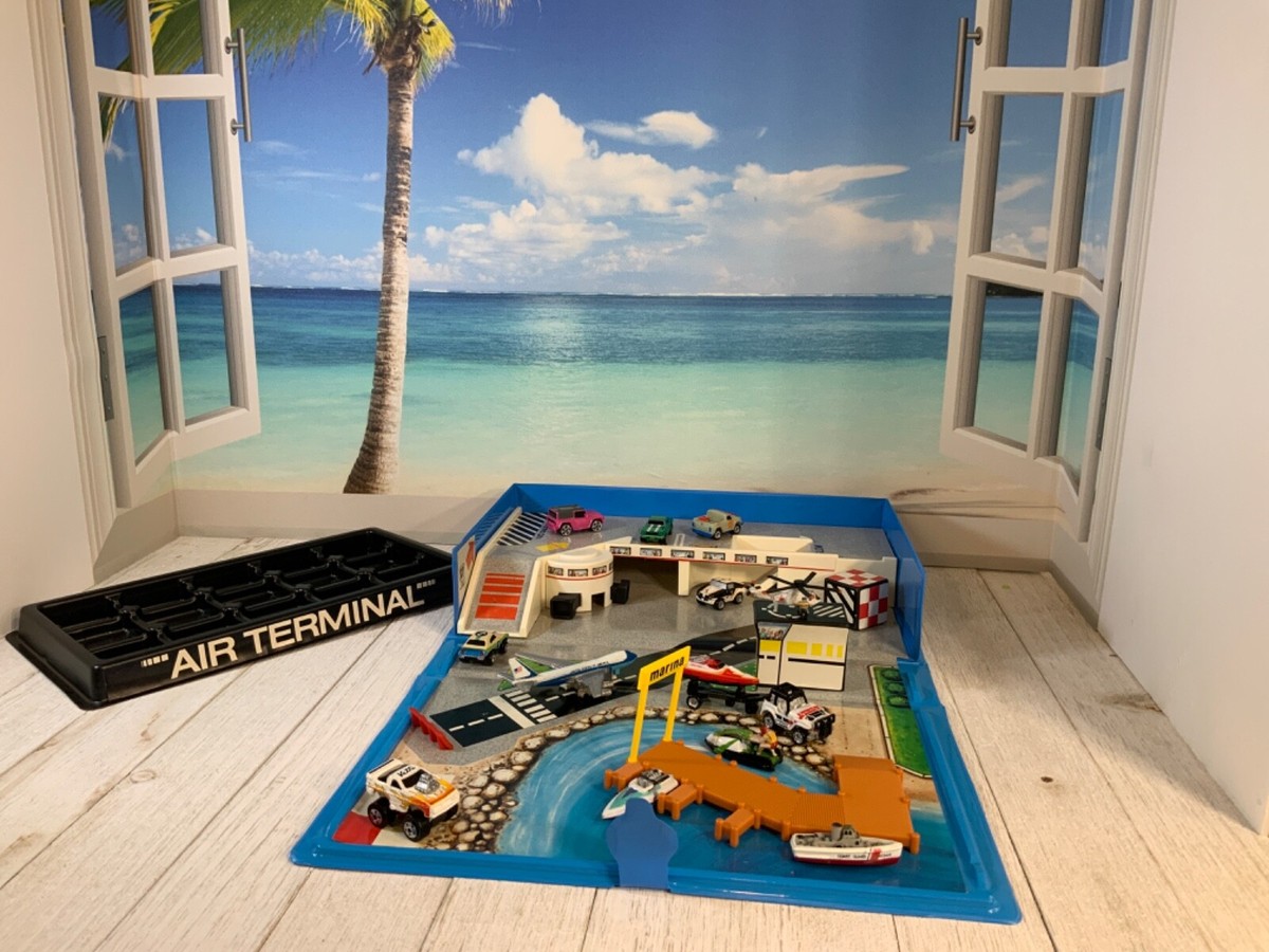 Micro Machines COMPLETE 1988 by Galoob Airport/Marina in a case | eBay