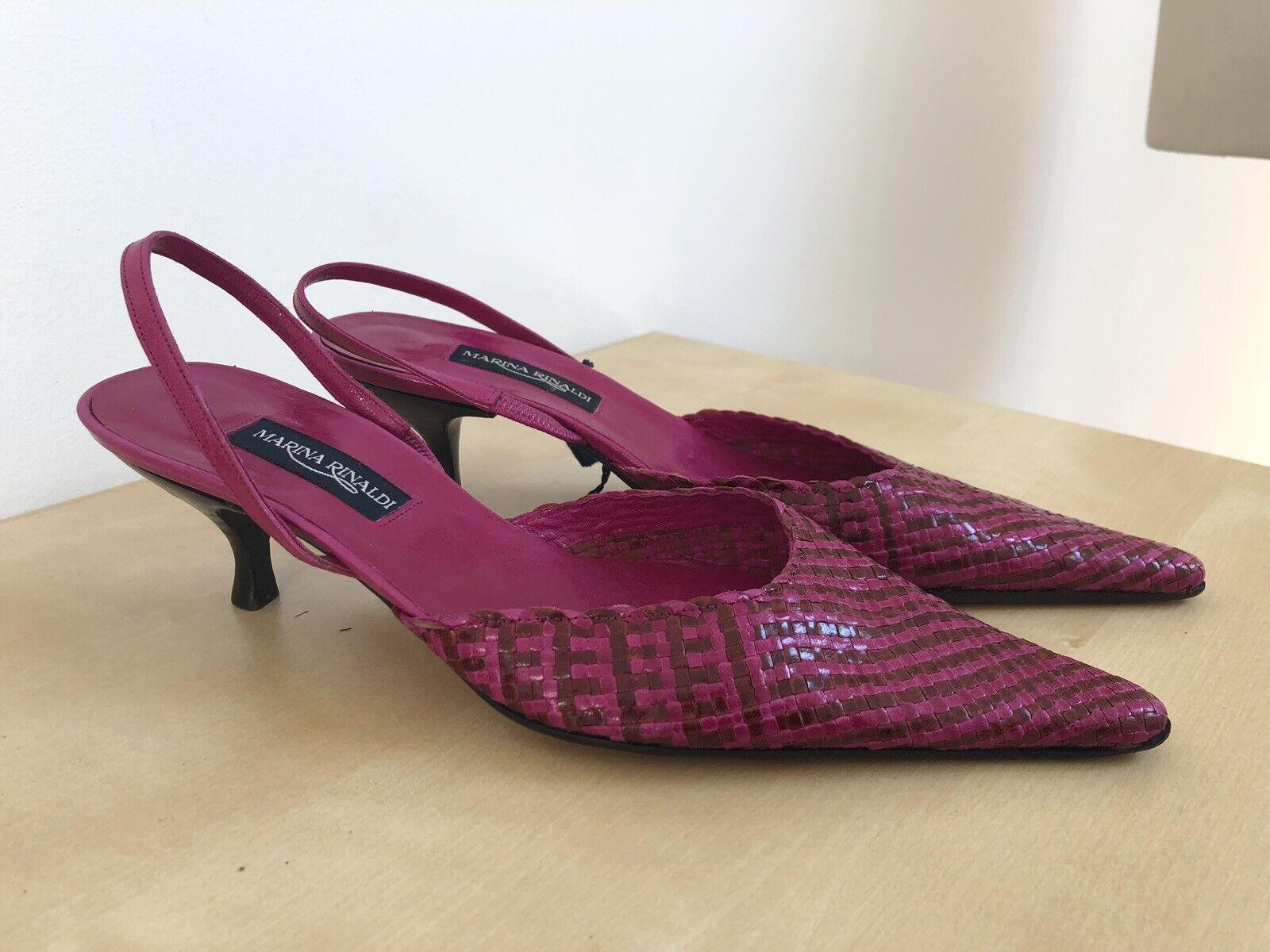 Marina Rinaldi Woven Leather Kitten Heels Sandals New Unworn Uk 6 EUR 39 Pink Marina Rinaldi Woven Leather Kitten Heels Heels Heels Sandals New Unworn Uk 6 EUR 39 Pink 2c9b46