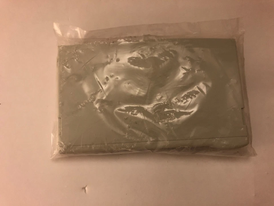 3Com 3C16791 OfficeConnect Dual Speed Switch 8 10/100 Ethernet no adaptor - Image 3 of 4