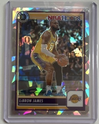 2023-24 Panini NBA HOOPS Premium Stock - LeBron James #149 Ice Prizm
