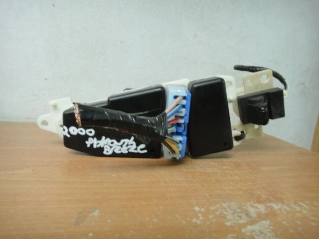 Interruptor de puerta delantero PLYMOUTH BREEZE 00 ventana Foto 2 de 2