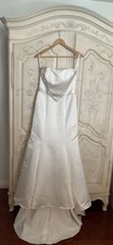 NWT David's Bridal Wedding Dress & Bolero Ivory Beaded Full Back Button Size 10