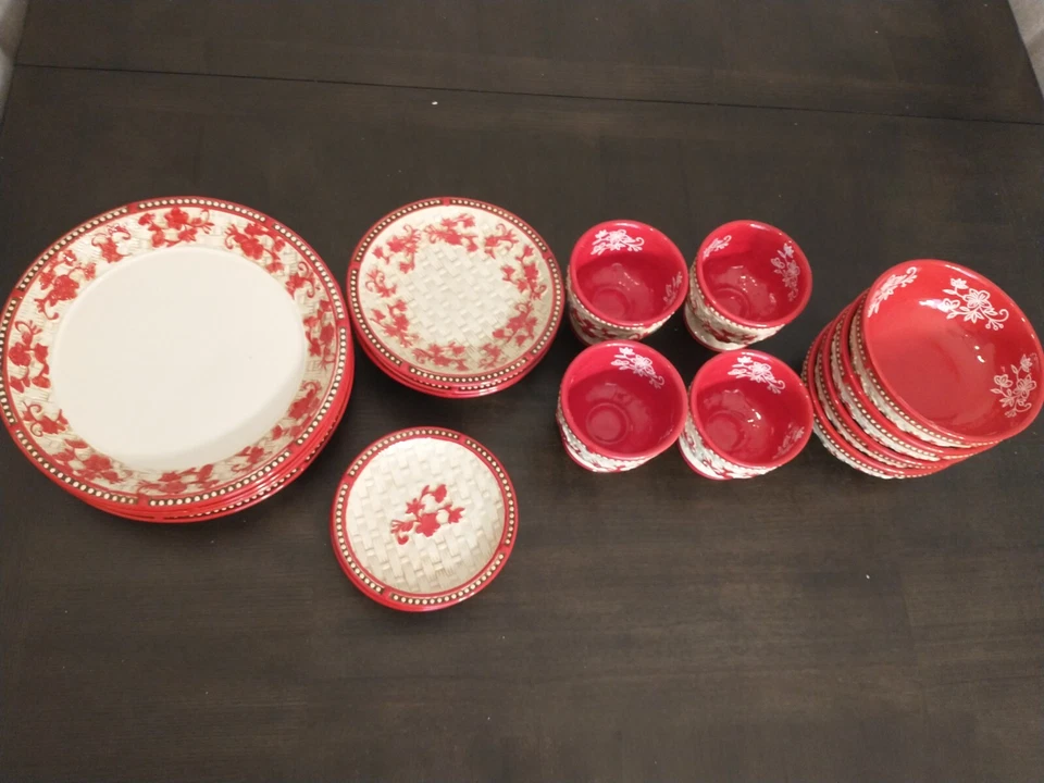 Plates~Temp-Tations Floral Lace By Tara 5.5", 7", 10",6" bowls,4" cups,Set of 20 - Image 2 of 4