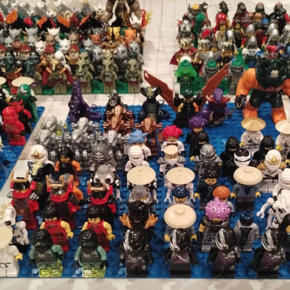 Lote a granel de 10 minifiguras Lego Star Wars Marvel lote de minifiguras DC Castle Atlantis figura Foto 4 de 4