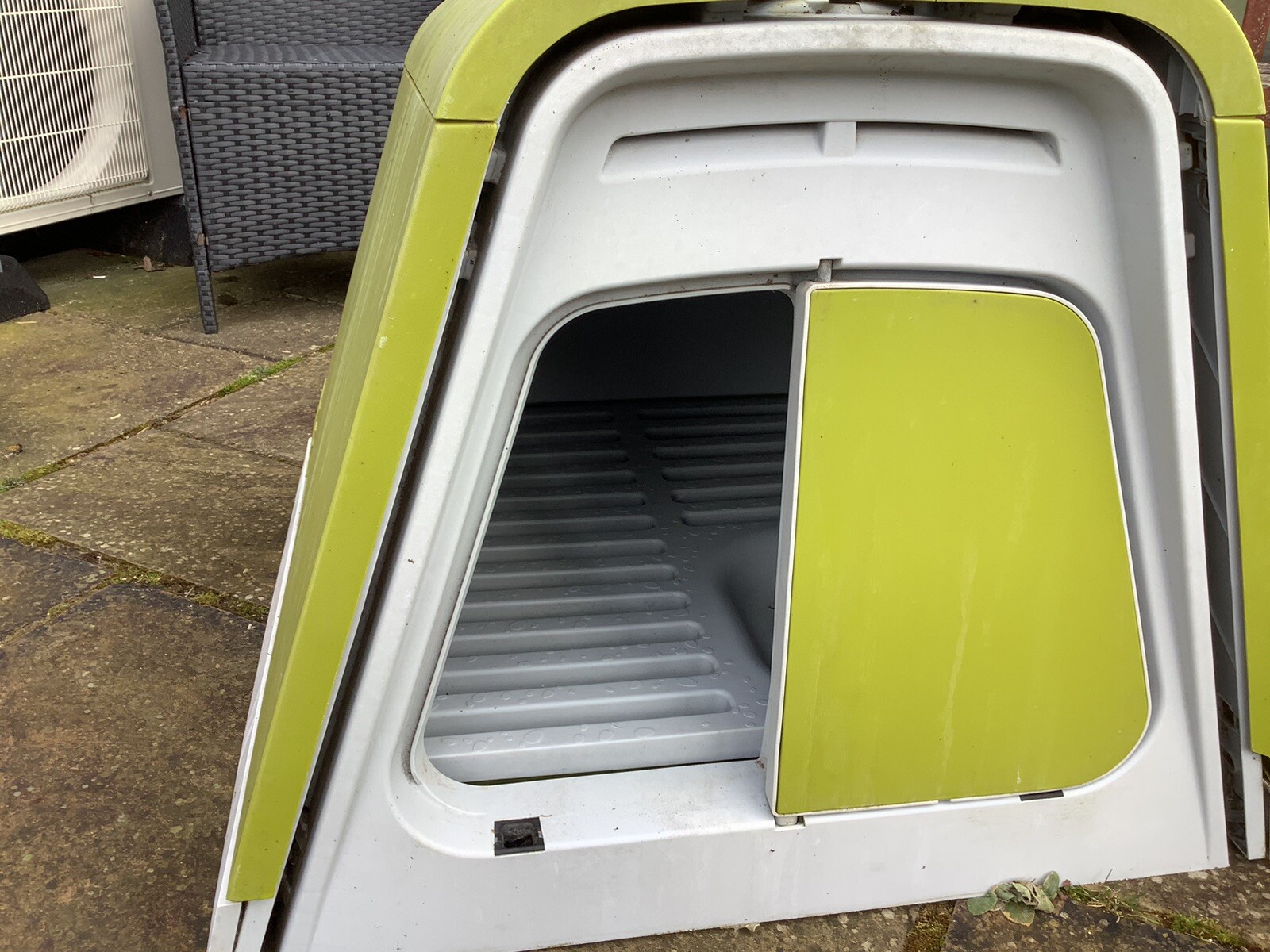 Omlet Eglu Go Chicken Coop Used. eBay