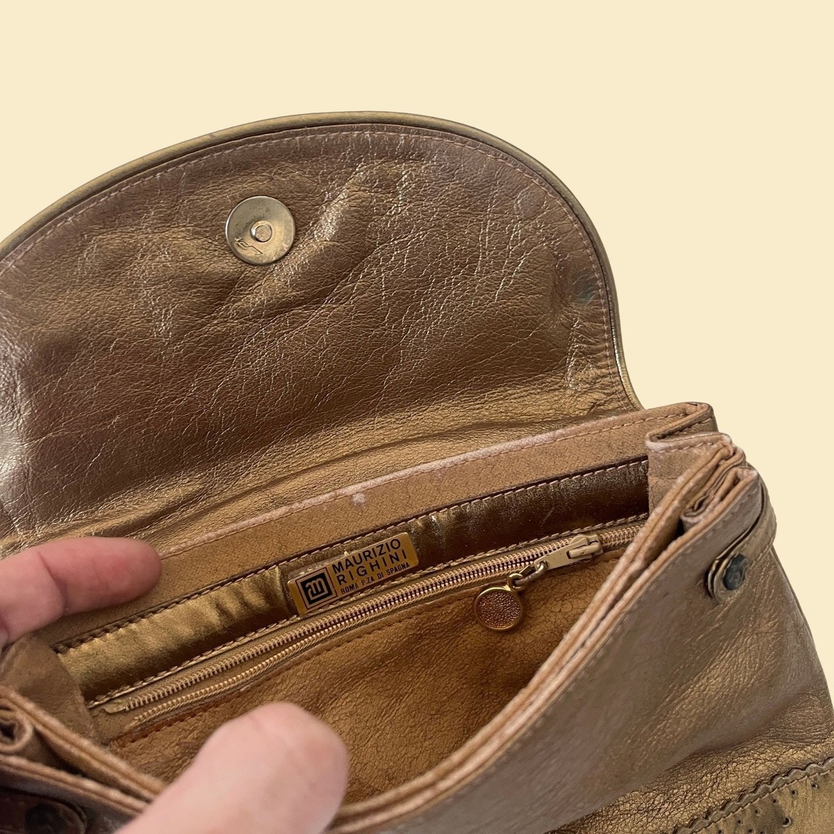 80s clutch by Maurizio Righini Piazza di Spagna Roma, gold