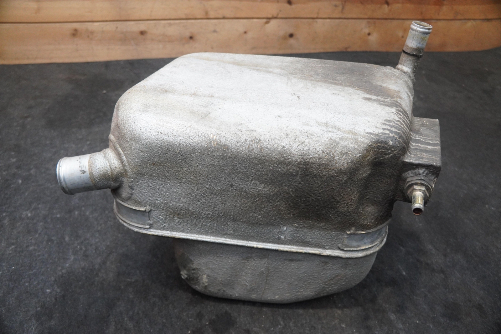 Left Gasoline Fuel Tank European Market 121318 Ferrari 328 GTB GTS 1986-89 *Note