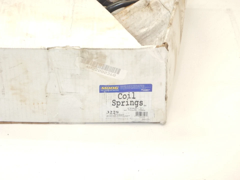 Juego de muelles helicoidales traseros Moog para Jeep Wrangler TJ 97-06 (2) 3229 ENVÍO GRATUITO Foto 4 de 4