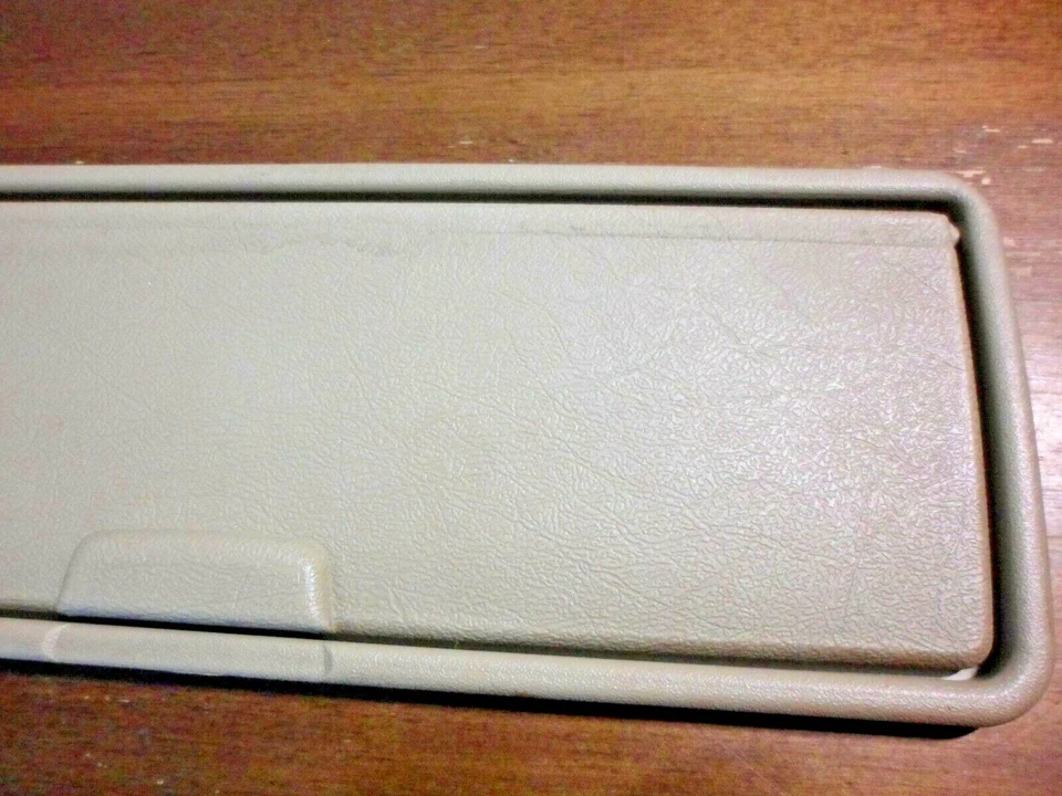 1988 - 1994 88 89 90 91 92 93 94 Jaguar XJ6 XJ12 - Sun Visor Mirror Insert Foto 3 de 4