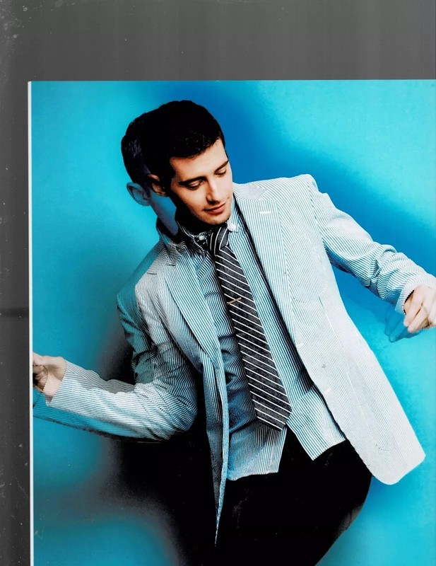 SUPER RARE!! VINTAGE 8X10 YOUNG SEXY JULIAN MORRIS PUBLICITY PHOTO!!