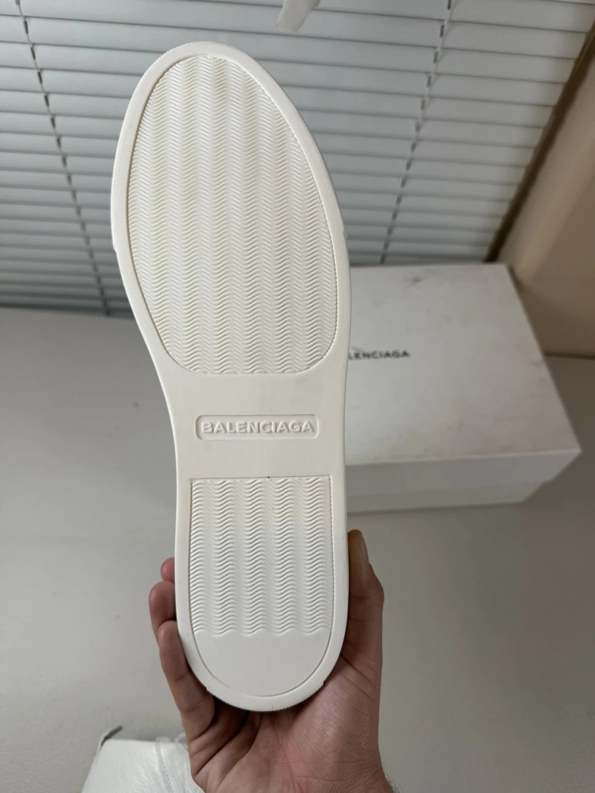 Balenciaga Arena White Men 12 45 Leather High Top Sneakers Shoes Lace Up  thumbnail 7