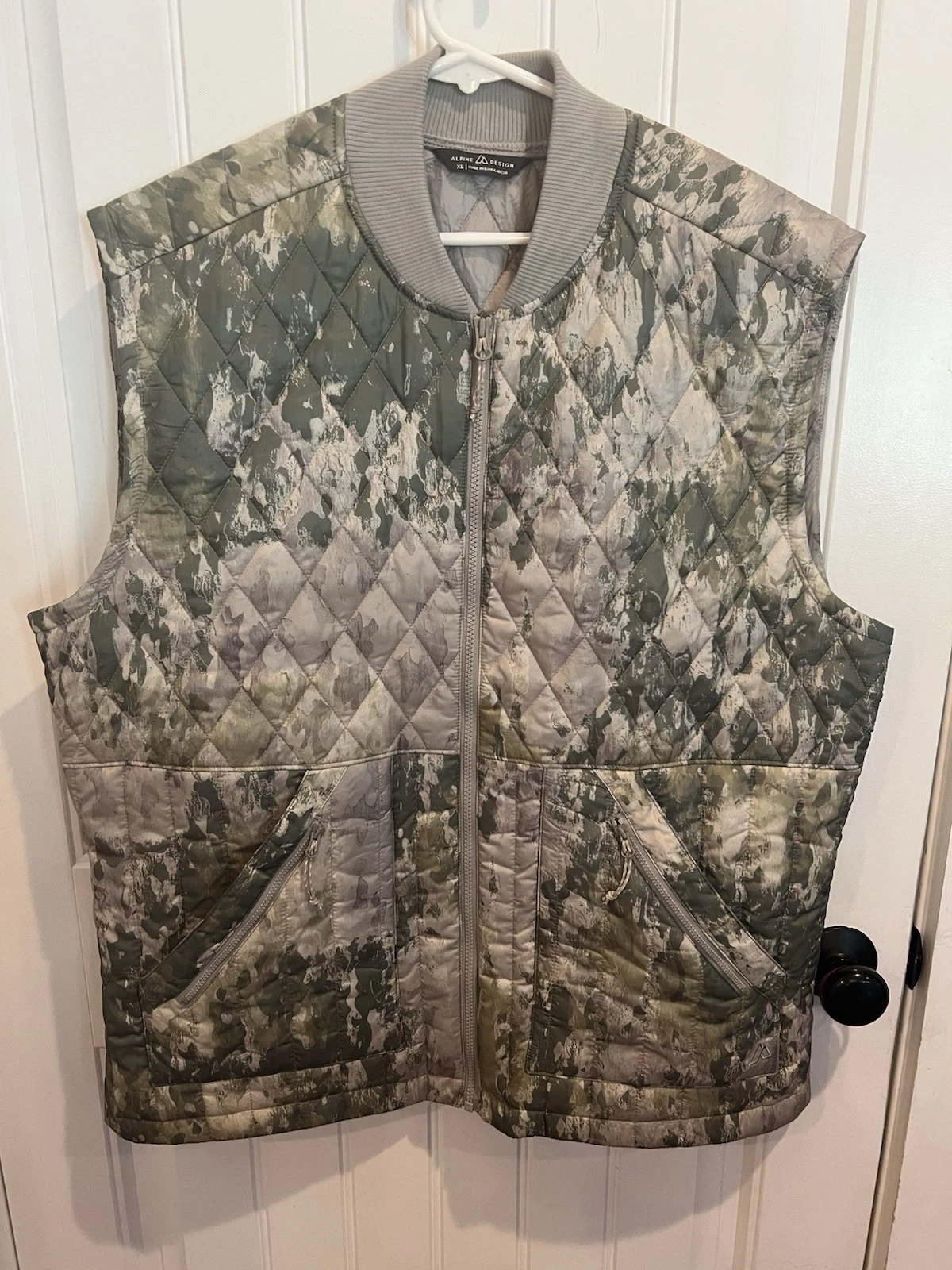 Alpine Design Quilted 2XL Puffer Vest Outdoor Layering Green NWOT