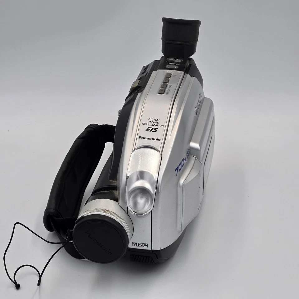 Panasonic PV-L354 PV-L354D Compact VHS VHSC VHS-C Camcorder VCR Player Camera - Image 3 of 4