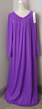 Shadowline NWT Women's Size 1X Purple Nylon Short Sleeve Embroidered Gown