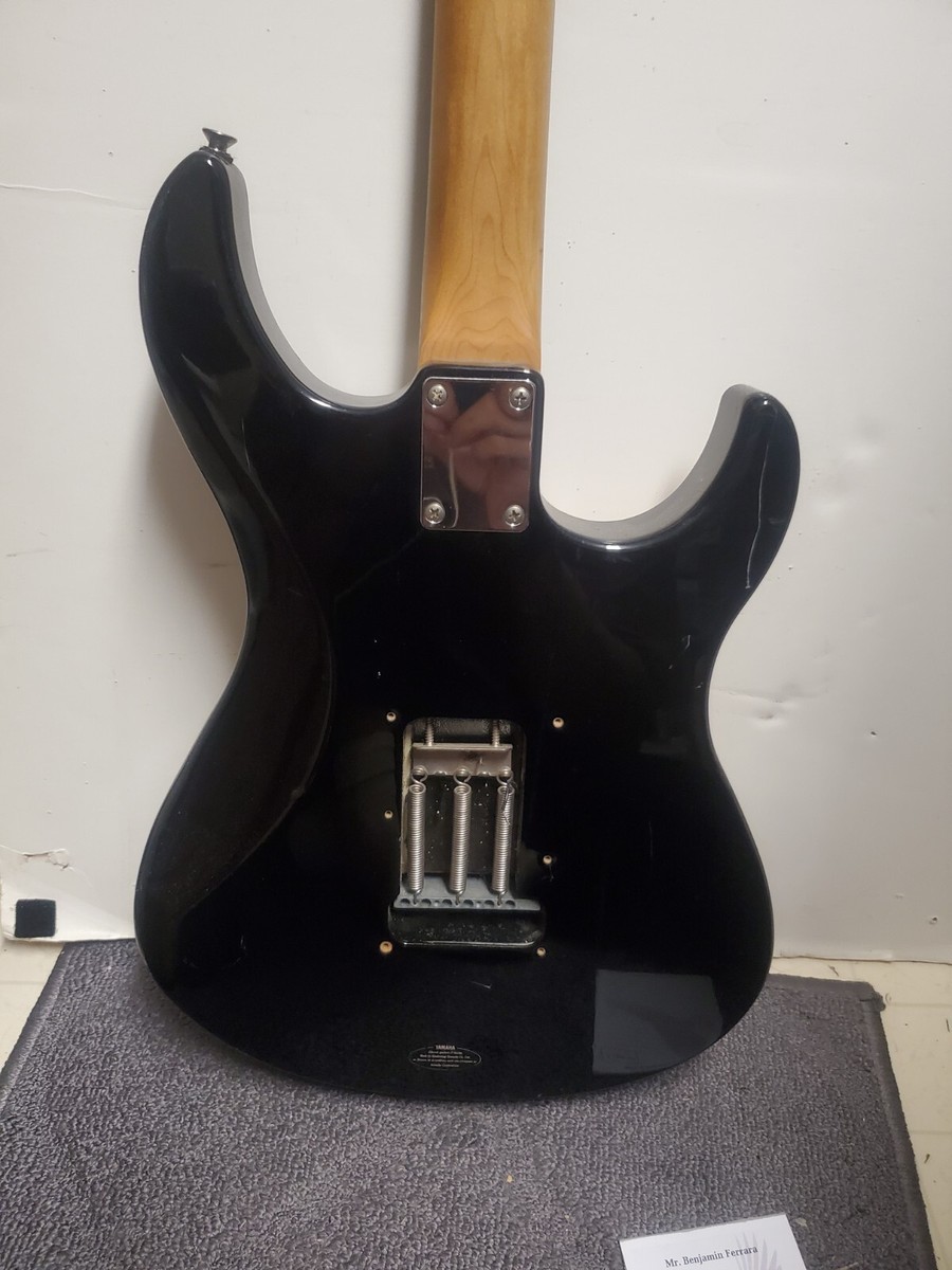 Yamaha Pacifica PAC 112L Lefty Stratocaster Style Electric Yamaha Pacifica PAC 112L Lefty Stratocaster Style Electric