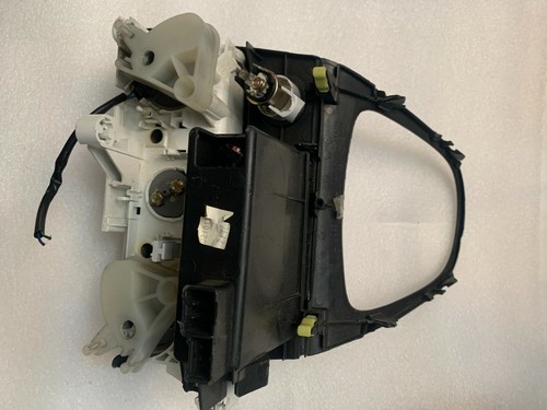 2003-2008 Toyota Matrix Climate Control Module Shift Bezel OEM - Picture 2 of 4