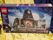 LEGO Wednesday: Wednesday & Enid's Dorm Room (76781)