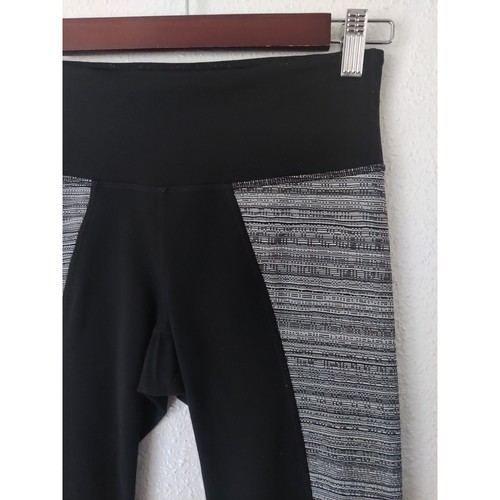 Athleta Chanturanga 7/8 Jacquard Black & White Colorblock Leggings Size XS - Picture 4 of 10