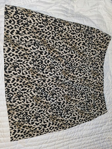 Chicos Zenergy Womens Tennis or Golf Skort Animal Print Size 2 = Large - 第 7/12 張圖片