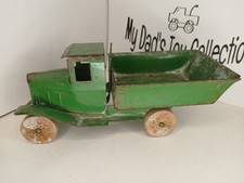 Vintage Antique Wyandotte Dump Delivery Truck Pressed Steel Wood Wheels Green