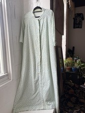 Vintage Flannel Nightgown Dressing Gown M Snap Front Housecoat