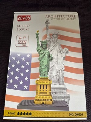 Brand new Dovob Statue of Liberty Building Blocks 2509 pcs