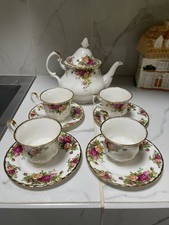 Royal Albert Old Country Roses Piece Tea Set Teapot Cream