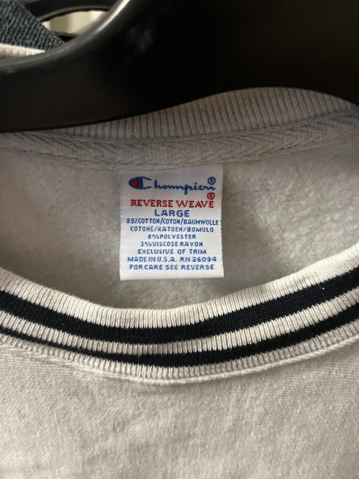 Champion Reverse Weave, foto 3 de 5