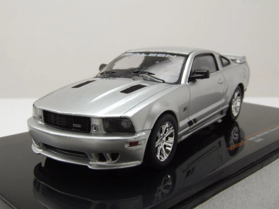 Ford Mustang Saleen S281 2005 grau metallic Modellauto 1:43 ixo models - Bild 1 von 4