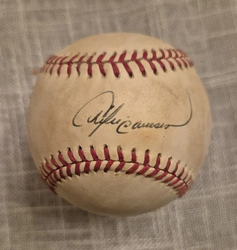 Andre Dawson Signed National League Baseball Autographed Expos Cubs