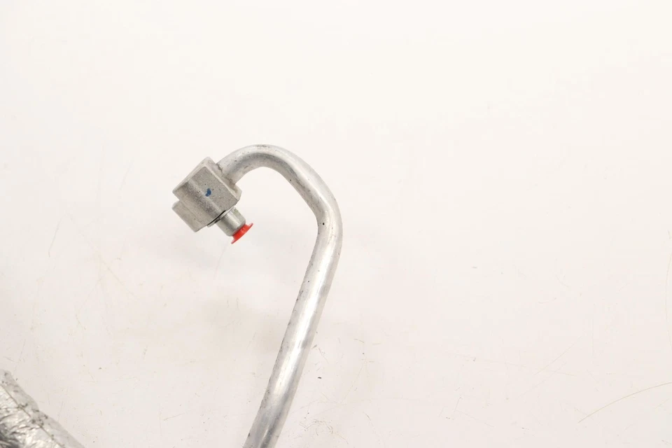 2020 - 2025 CHRYSLER VOYAGER A/C AIR CONDITIONER DISCHARGE HOSE OEM 68227756AC - Image 4 of 4